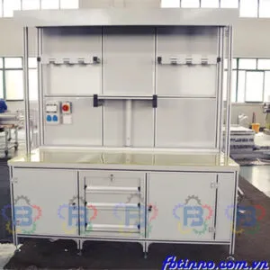 Bàn thao tác nhôm định hình 1